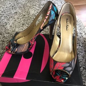 Michael Antonio Kelis Peep Toe Stiletto size 7.5